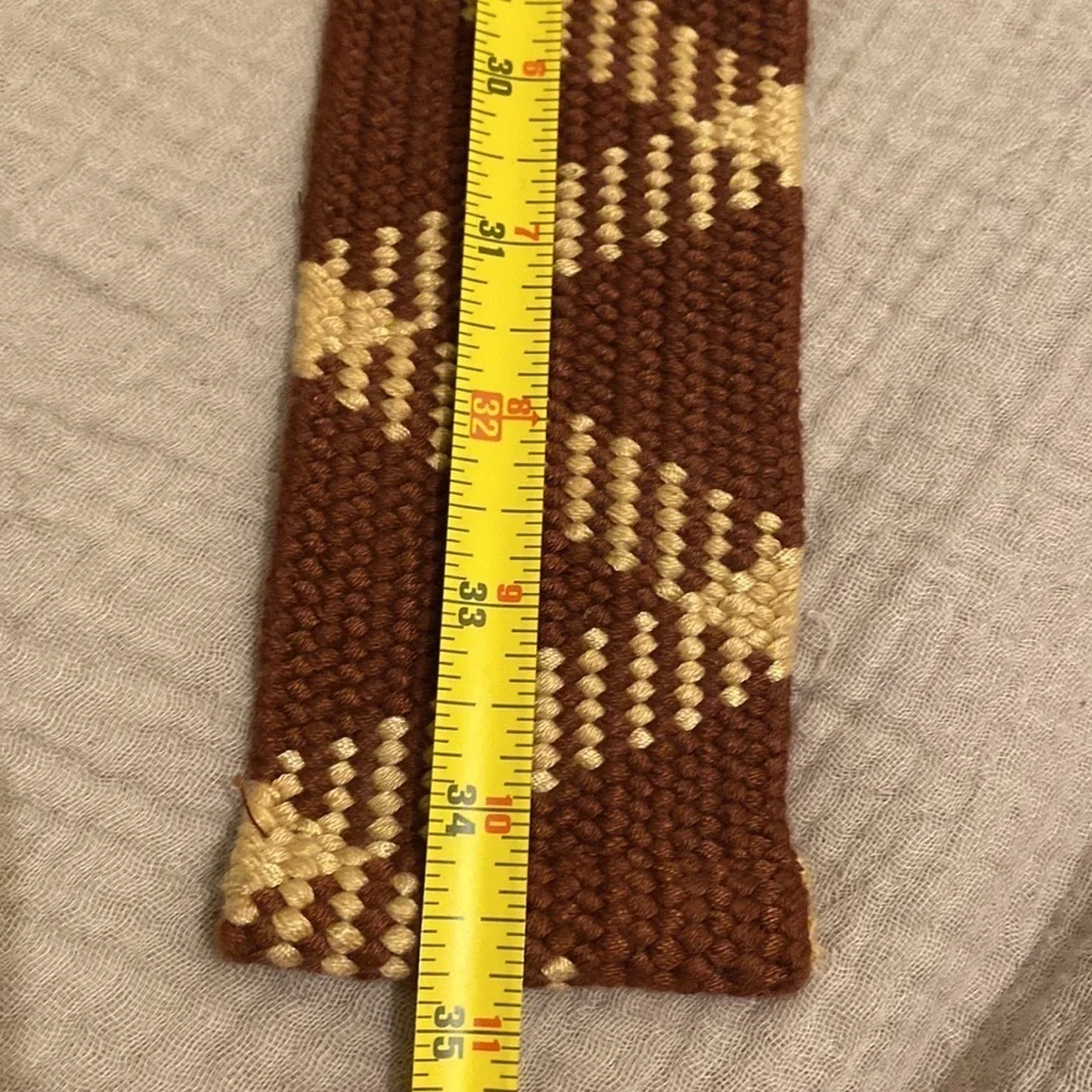 Zara material / raffia summer belt . Size USA 30 .